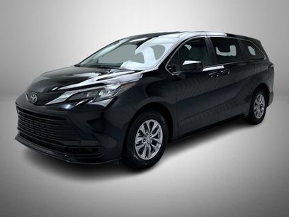 Used 2026 Toyota Sienna LE