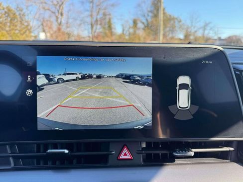 Used 2023 Kia Sportage EX image 27