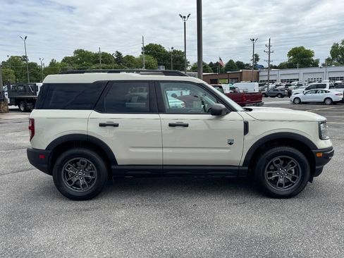 Used 2024 Ford Bronco Sport Big Bend w/ Convenience Package AWD/4WD image 2