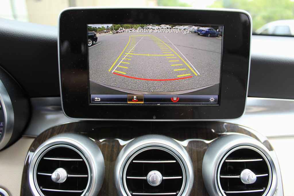 Used 2016 Mercedes-Benz GLC 300 4MATIC image 22