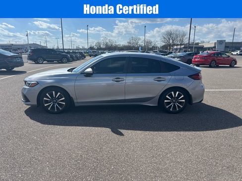 Certified 2024 Honda Civic EX-L image 5