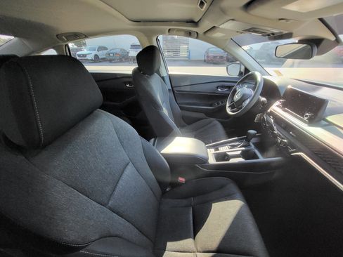 Used 2023 Honda Accord EX image 8