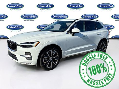 Used 2022 Volvo XC60 B5 Momentum w/ Protection Package Premier FWD image 3