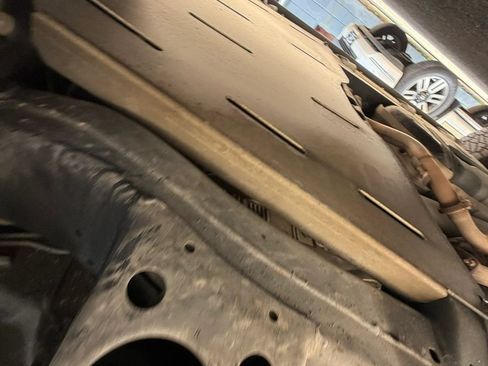 Used 2013 Toyota Sequoia SR5 w/ Premium Pkg RWD image 37