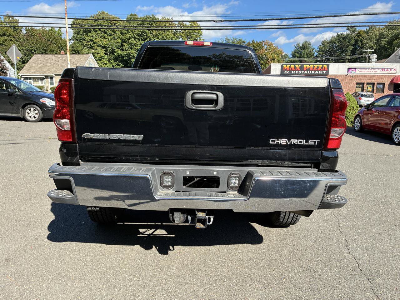 Used 2005 Chevrolet Silverado 2500 LT w/ Snow Plow Prep Package AWD/4WD image 4