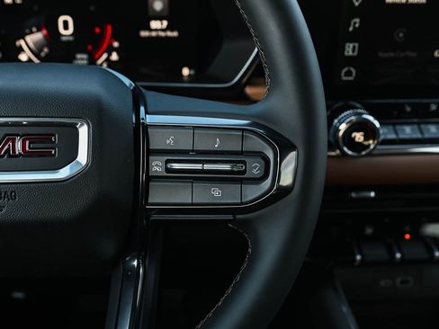 New 2026 GMC Canyon AT4 w/ Nightfall Essentials Package image 20