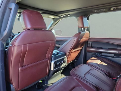 Certified 2024 Ford Expedition Limited image 19