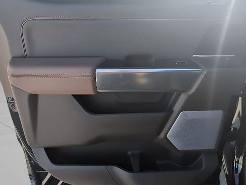 Certified 2025 Ford F150 King Ranch w/ FX4 Off-Road Package image 17