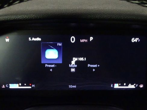 New 2025 Jeep Grand Cherokee Laredo image 22