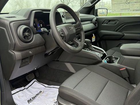 New 2026 Chevrolet Colorado Trail Boss AWD/4WD image 11