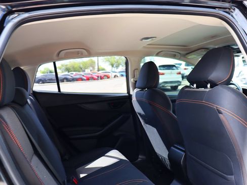 Used 2020 Subaru Crosstrek 2.0i Premium w/ Moonroof Package 2 AWD/4WD image 28
