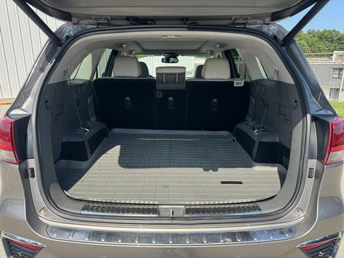 Used 2019 Kia Sorento SX FWD image 19