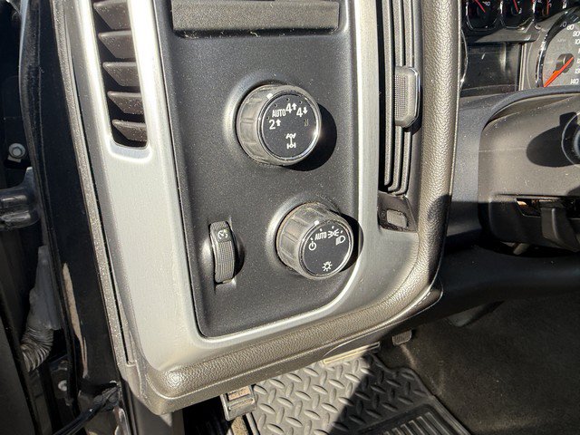 Used 2017 GMC Sierra 1500 SLE AWD/4WD image 16