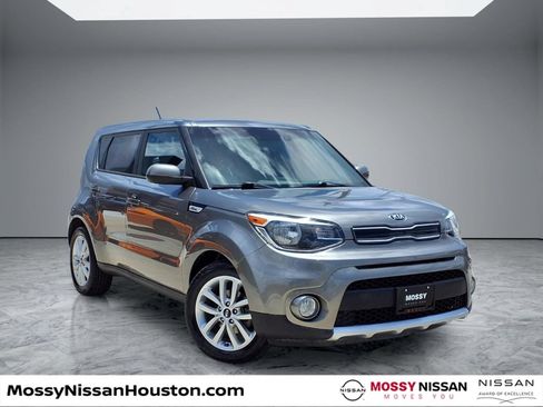 Used 2017 Kia Soul + FWD image 1