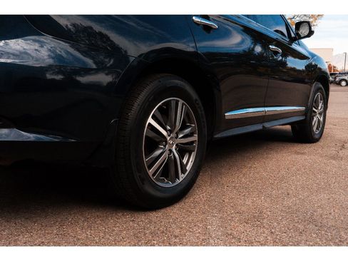 Used 2019 INFINITI QX60 Luxe w/ Essential Package image 4