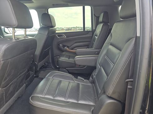 Used 2019 GMC Yukon XL Denali w/ Denali Ultimate Package AWD/4WD image 6