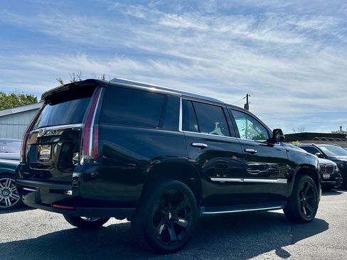 Used 2018 Cadillac Escalade 4WD image 49