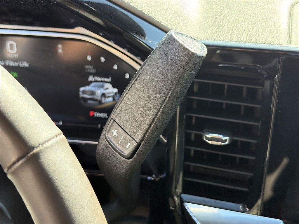 Used 2026 GMC Sierra 1500 SLT RWD image 15