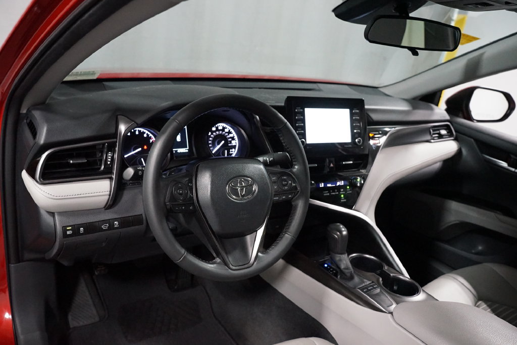 Certified 2024 Toyota Camry SE FWD image 11