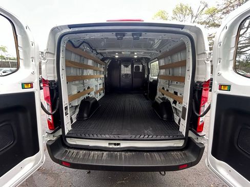 Used 2024 Ford Transit 250 Low Roof w/ Exterior Upgrade Package RWD image 6