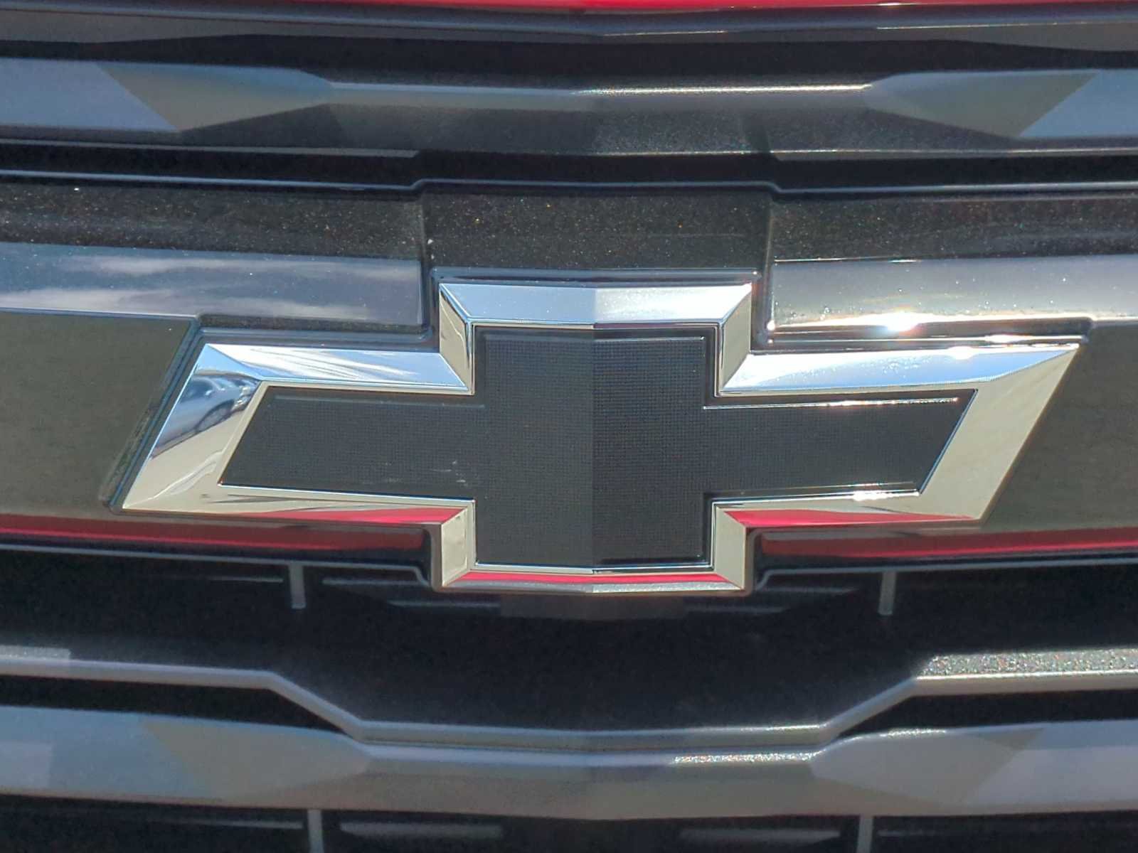 New 2026 Chevrolet Colorado Z71 w/ Midnight Edition AWD/4WD image 8