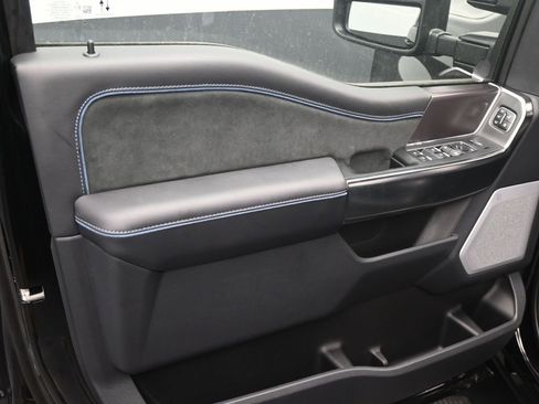 New 2026 Ford F250 Platinum image 6