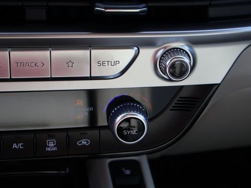 New 2025 Kia Telluride S image 27