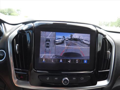 Used 2023 Chevrolet Traverse RS w/ LPO, Floor Liner Package AWD/4WD image 13
