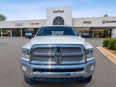 Used 2018 RAM 2500 Laramie w/ Snow Chief Group AWD/4WD image 3
