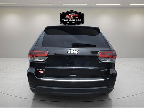 Used 2017 Jeep Grand Cherokee Limited AWD/4WD image 5