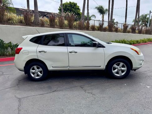 Used 2012 Nissan Rogue S w/ Special Edition Pkg FWD image 7