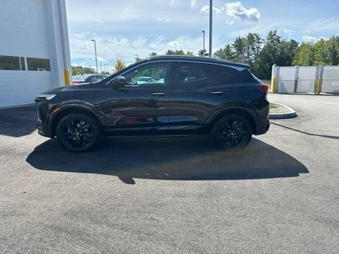 Used 2024 Buick Encore GX Sport Touring AWD/4WD image 2