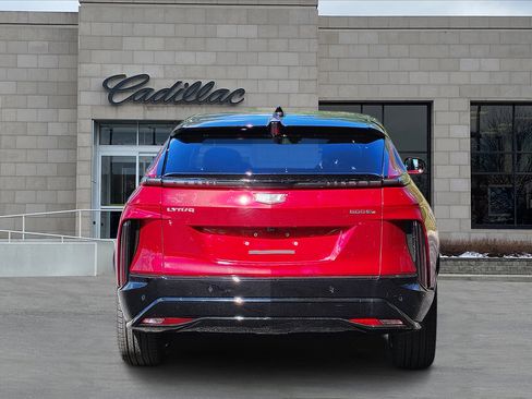 New 2026 Cadillac Lyriq Sport image 6
