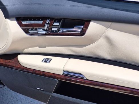Used 2007 Mercedes-Benz CL 550 image 17