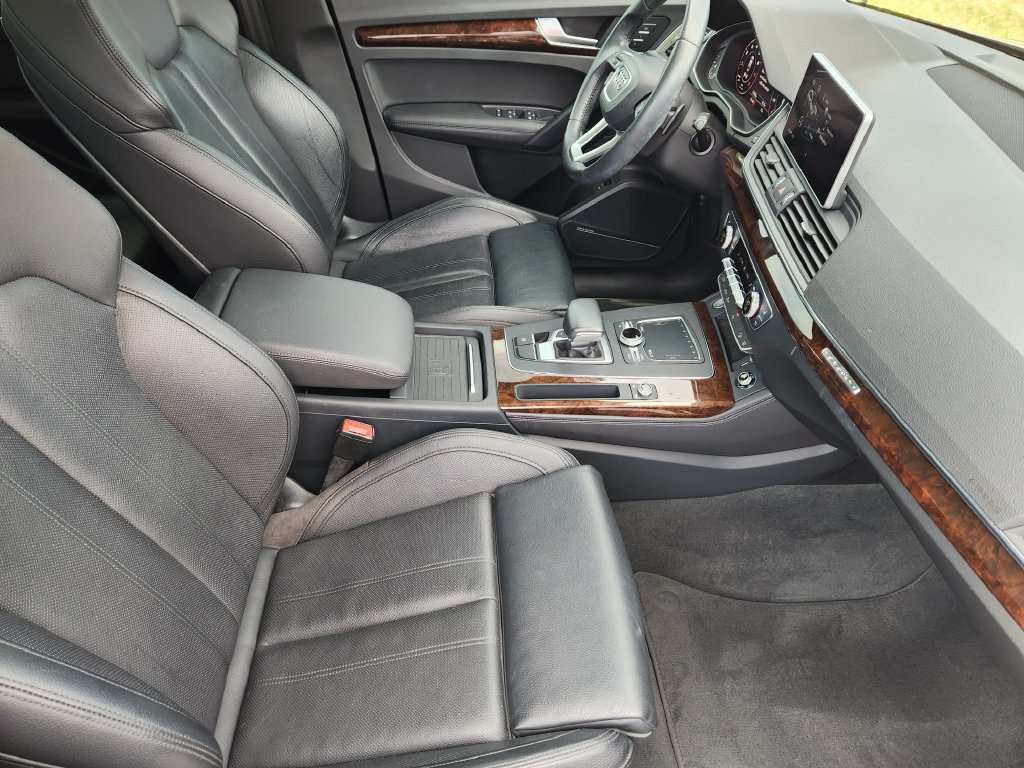 Used 2019 Audi Q5 2.0T Premium Plus w/ Premium Plus Package AWD/4WD image 15