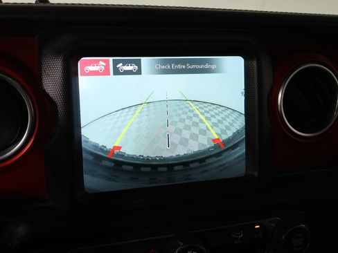 Used 2021 Jeep Wrangler Unlimited Rubicon AWD/4WD image 6