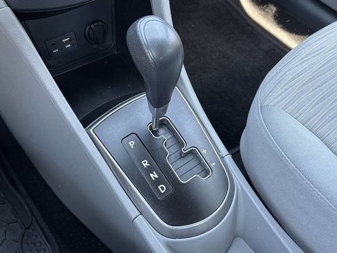 Used 2017 Hyundai Accent SE image 20