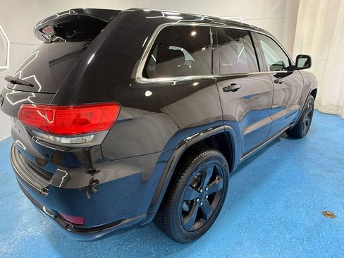Used 2015 Jeep Grand Cherokee Altitude AWD/4WD image 9