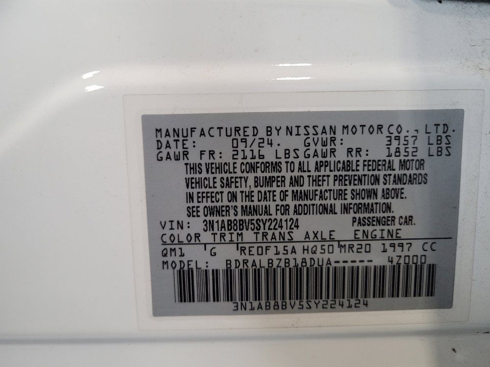 Used 2025 Nissan Sentra S FWD image 33