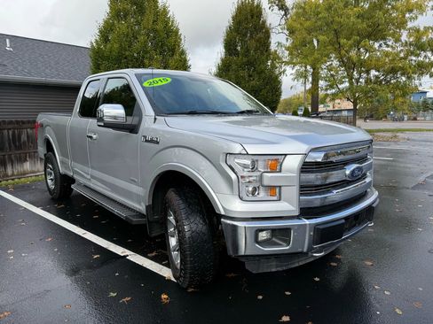 Used 2015 Ford F150 Lariat image 3