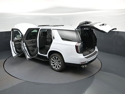 New 2026 Chevrolet Tahoe Premier RWD image 2