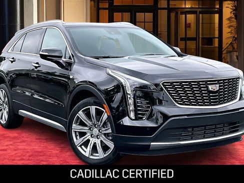 Used 2023 Cadillac XT4 Premium Luxury w/ Cold Weather Package image 2