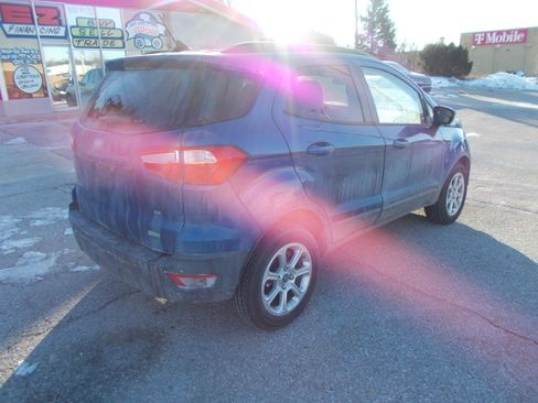 Used 2020 Ford EcoSport SE image 5