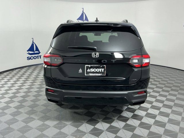 Certified 2026 Honda Pilot Sport image 5