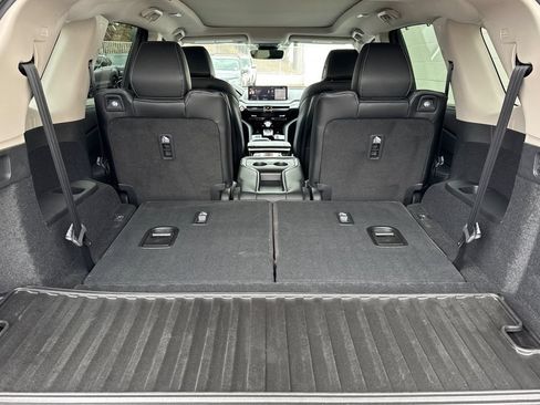 Certified 2024 Acura MDX SH-AWD w/ Technology Package image 20
