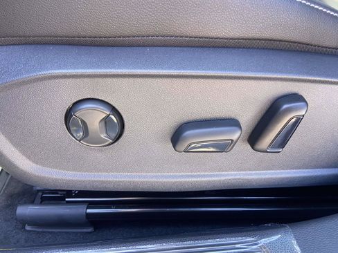 New 2026 Volkswagen Jetta SE image 17