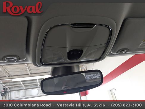 Used 2019 Jeep Cherokee Trailhawk image 23