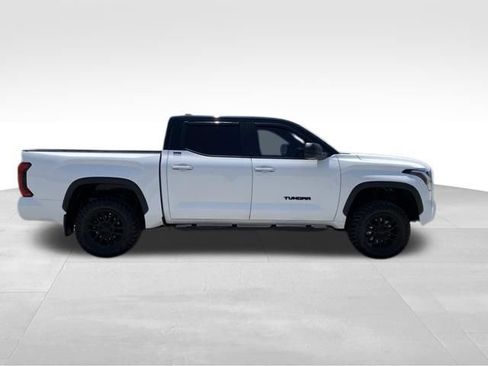 Used 2025 Toyota Tundra SR5 w/ SR5 Premium Package AWD/4WD image 2