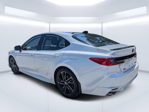 Used 2025 Toyota Camry XSE w/ Premium Plus Package FWD image 5
