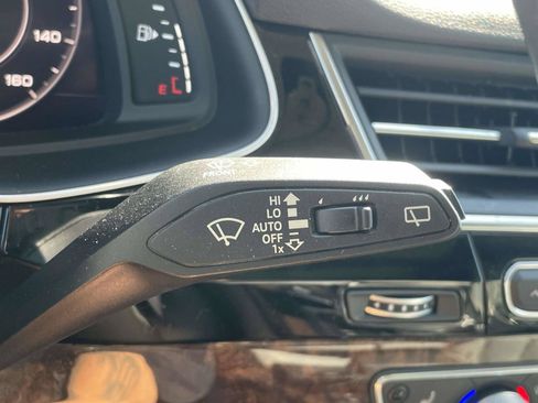Used 2019 Audi Q7 3.0T Prestige AWD/4WD image 25